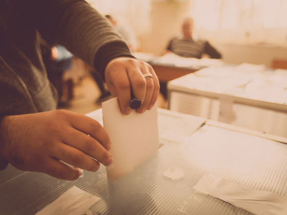 Comelec extends voter signup hours starting Aug. 23
