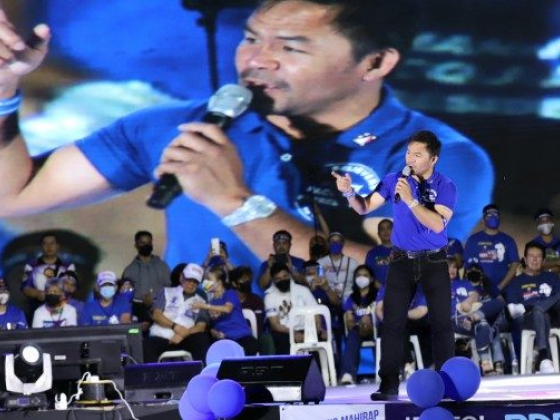 Pacquiao wants free hospitalization for seniors, houses for poor