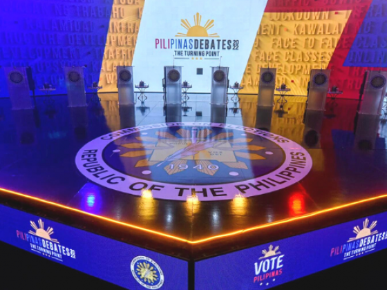 Comelec decision to scrap debates 'unfortunate': Palace